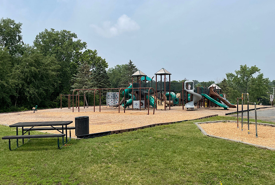 12 Mile Coulee School Fitness Park Playground