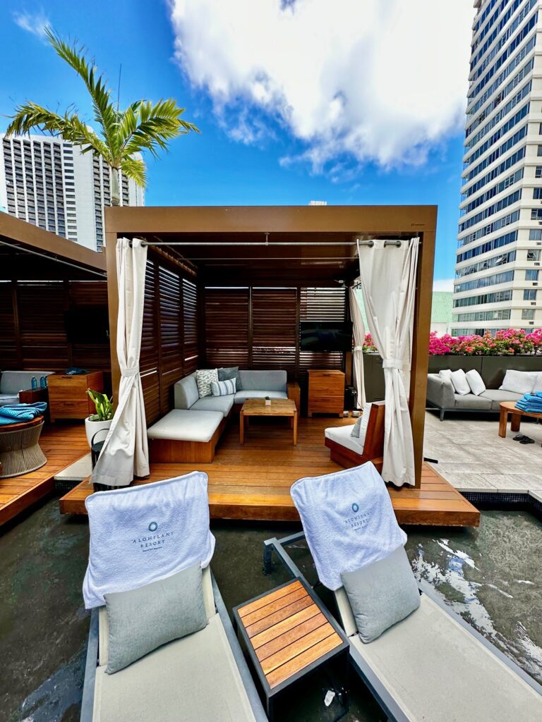 Alohilani Resort