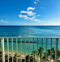 Looking for the perfect resort for an upcoming Hawaii trip?