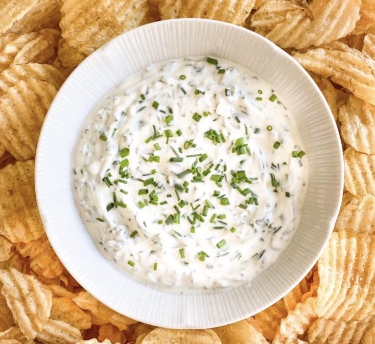 Recipe 4Ingredient Sour Cream Chive Dip! Stamford Moms