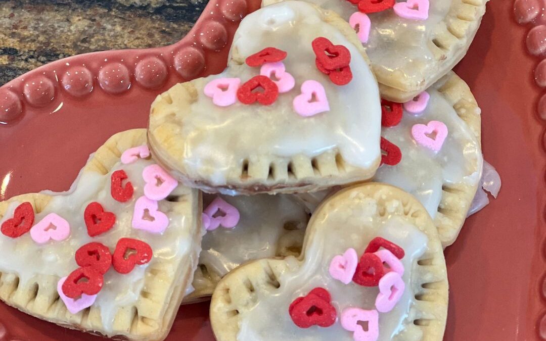 Valentine’s Mini Pop Tart Hearts!
