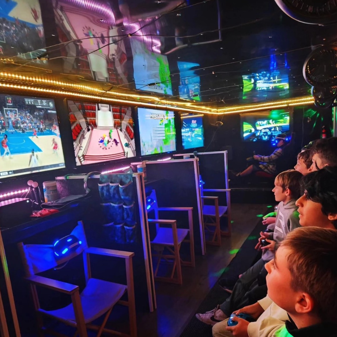 vr game truck birthday party