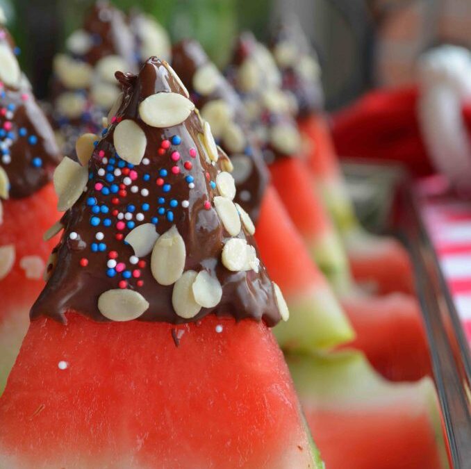 Chocolate Dipped Watermelon for the 4th!