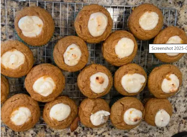 CopyCat Starbucks Pumpkin Cream Cheese Muffins