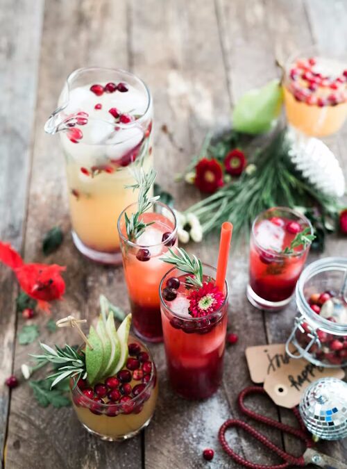 8 Easy Holiday Drink Recipes!