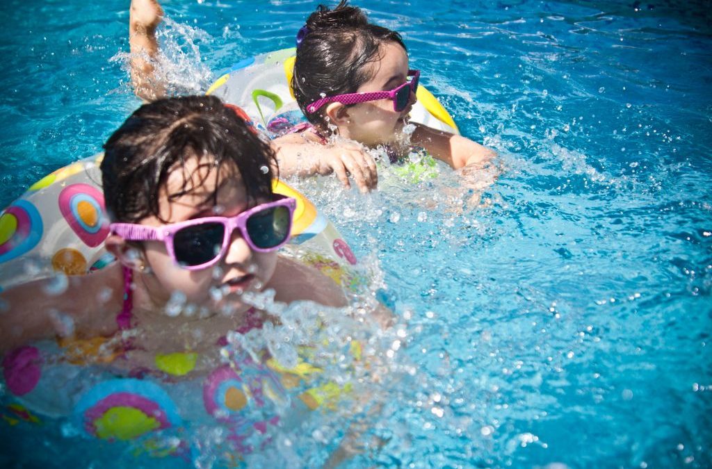 Swim Safety: 10 Things to Know To Protect Your Kids