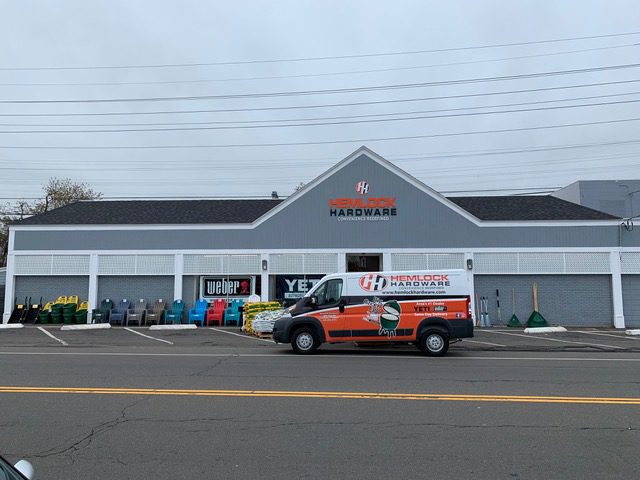 Meet a Dad – Scott Pesavento from Hemlock Hardware