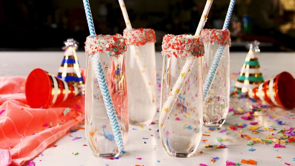 Recipe: NYE Cocktails & Mocktails!
