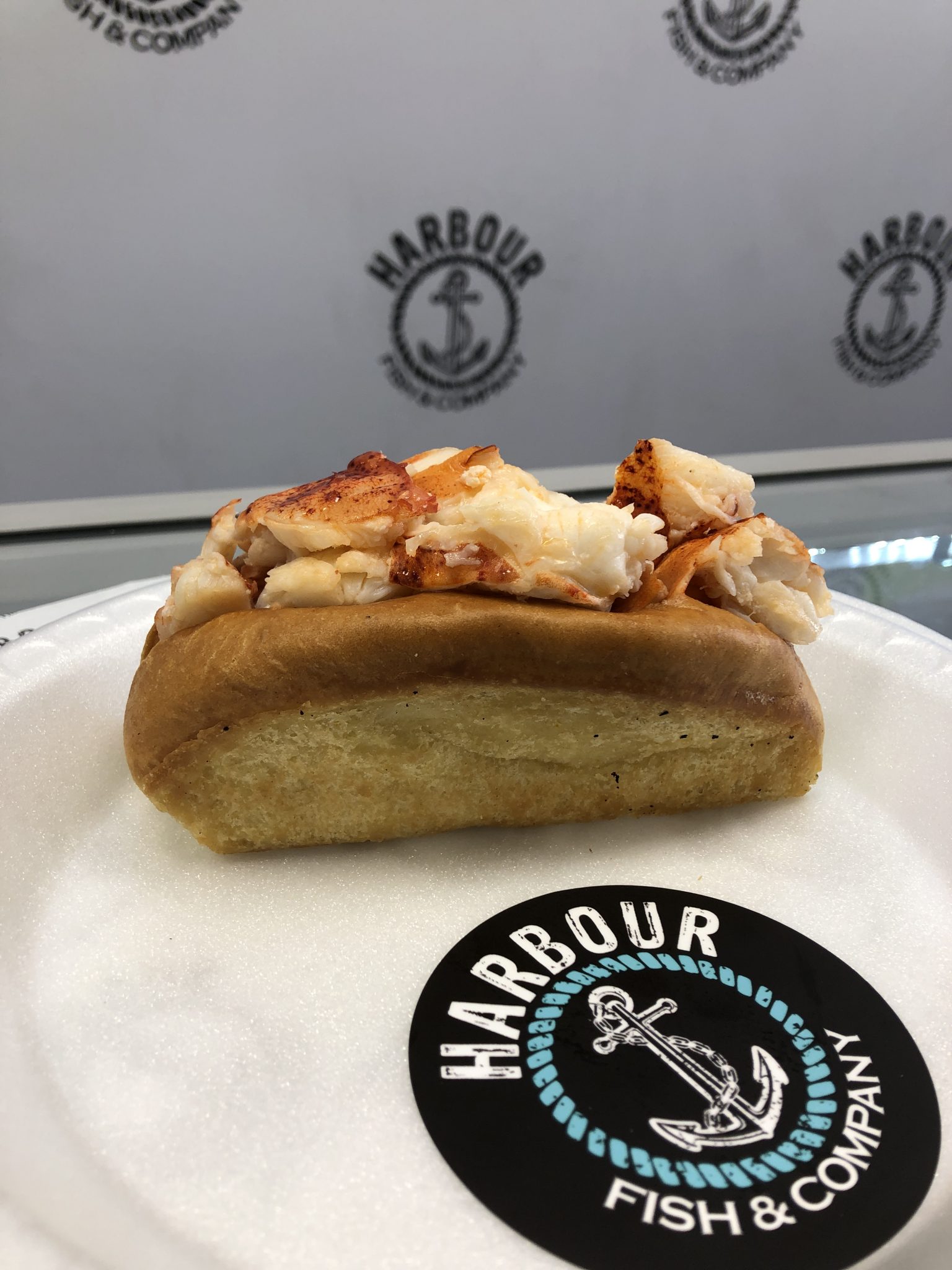 harbour fish co westchester lobster roll