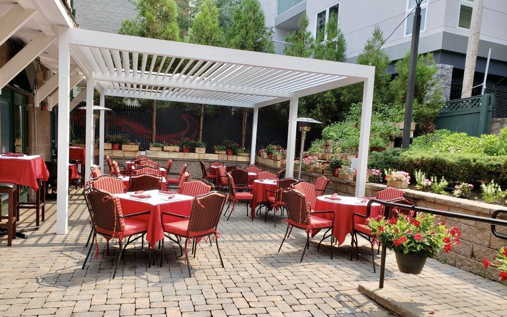 donjito outdoor dining restaurant in westchester