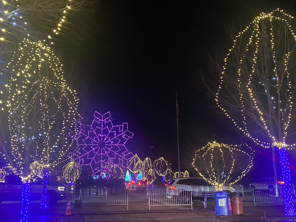 Equipped with hot chocolate and holiday tunes, the kids and I were so excited to experience the holiday magic at the Kensico Dam Plaza and the process couldn't have been easier.