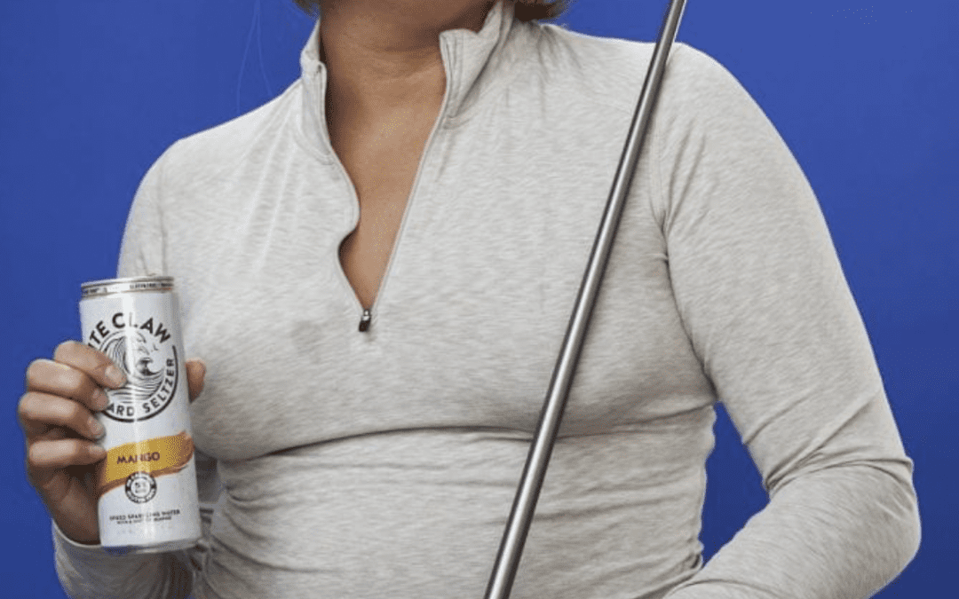 Entitled Housewife: Comedian Becky Robinson on her Hilarious Character