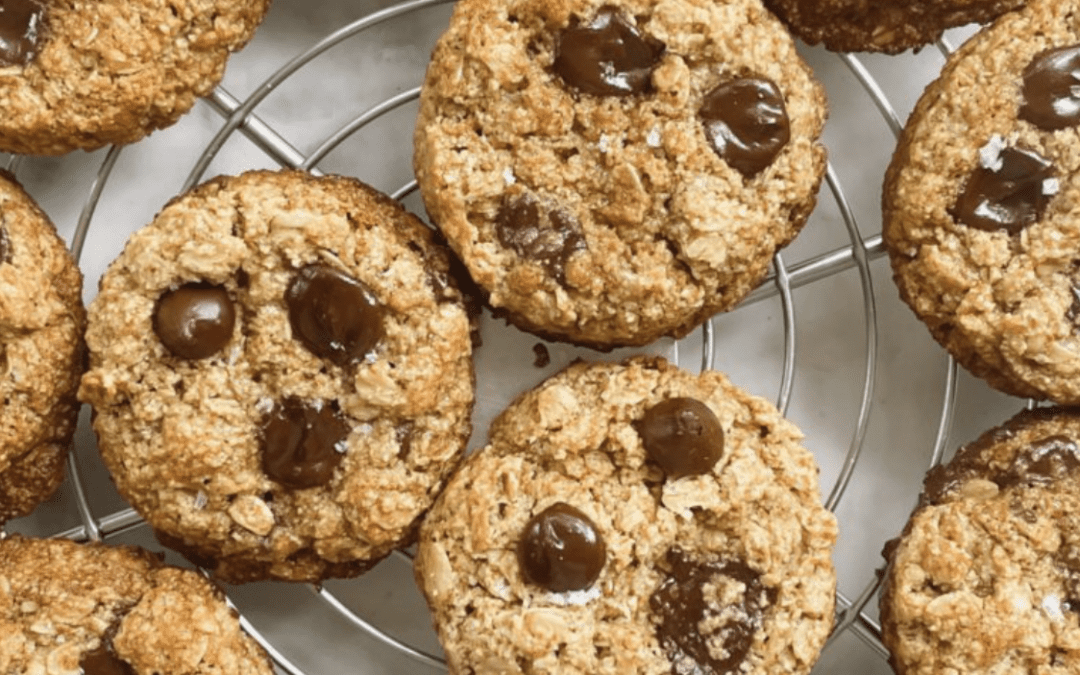 CHEWY PUMPKIN CHOCOLATE CHIP OATMEAL COOKIES