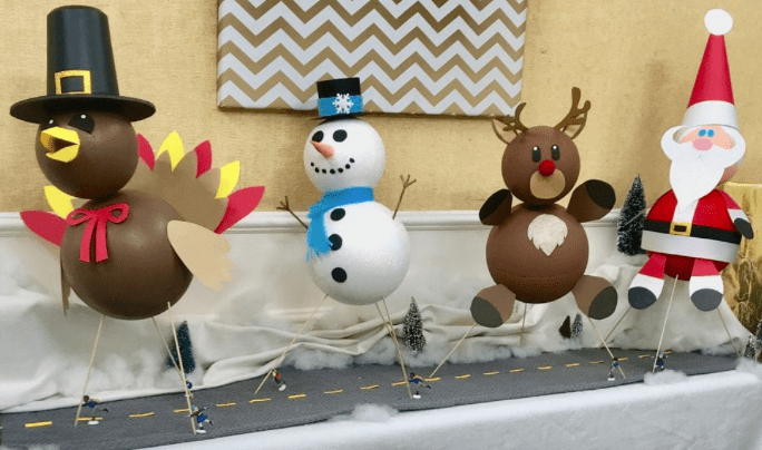 DIY Thanksgiving Day Balloon Parade
