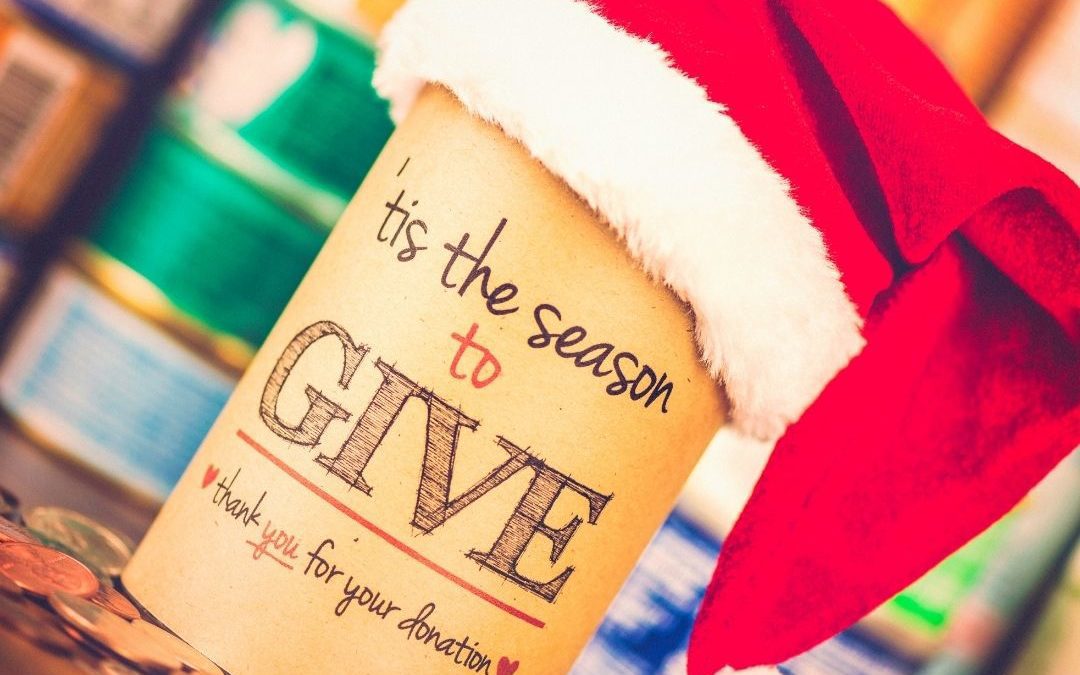 Ways To Give Back This Holiday Season!