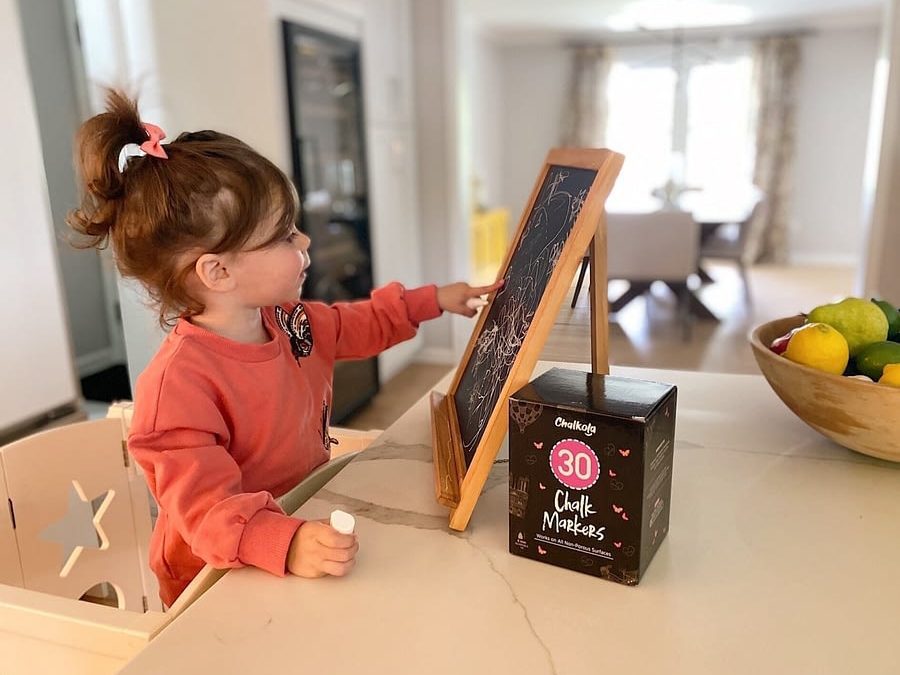 Ideas for Mess Free Arts & Crafts!