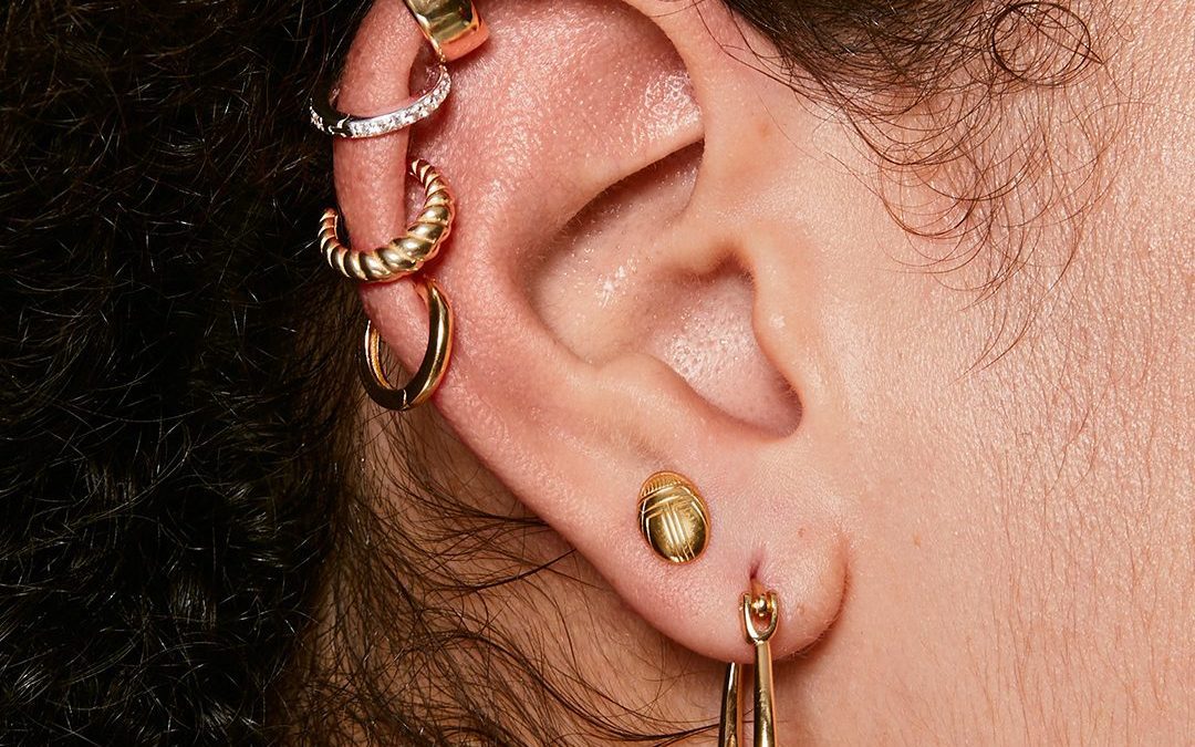Everything You Need to Know About Helix Piercings: By Rowan