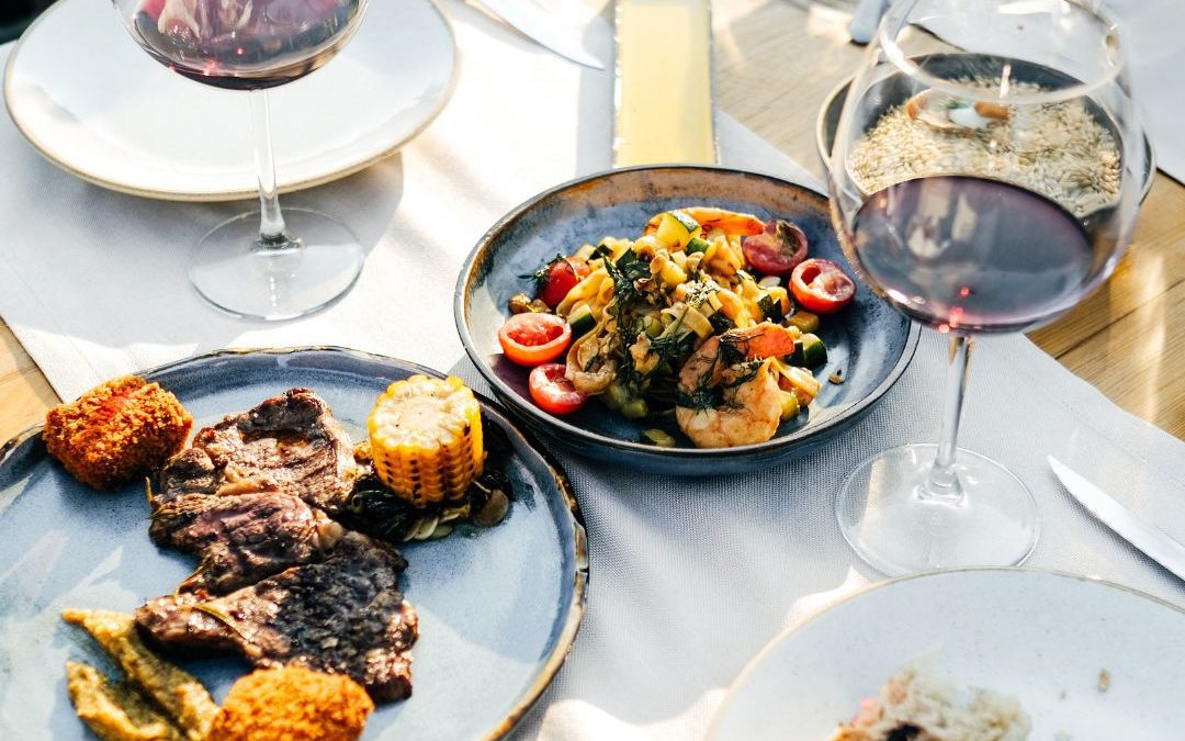 10+ Date Night Restaurant Ideas!