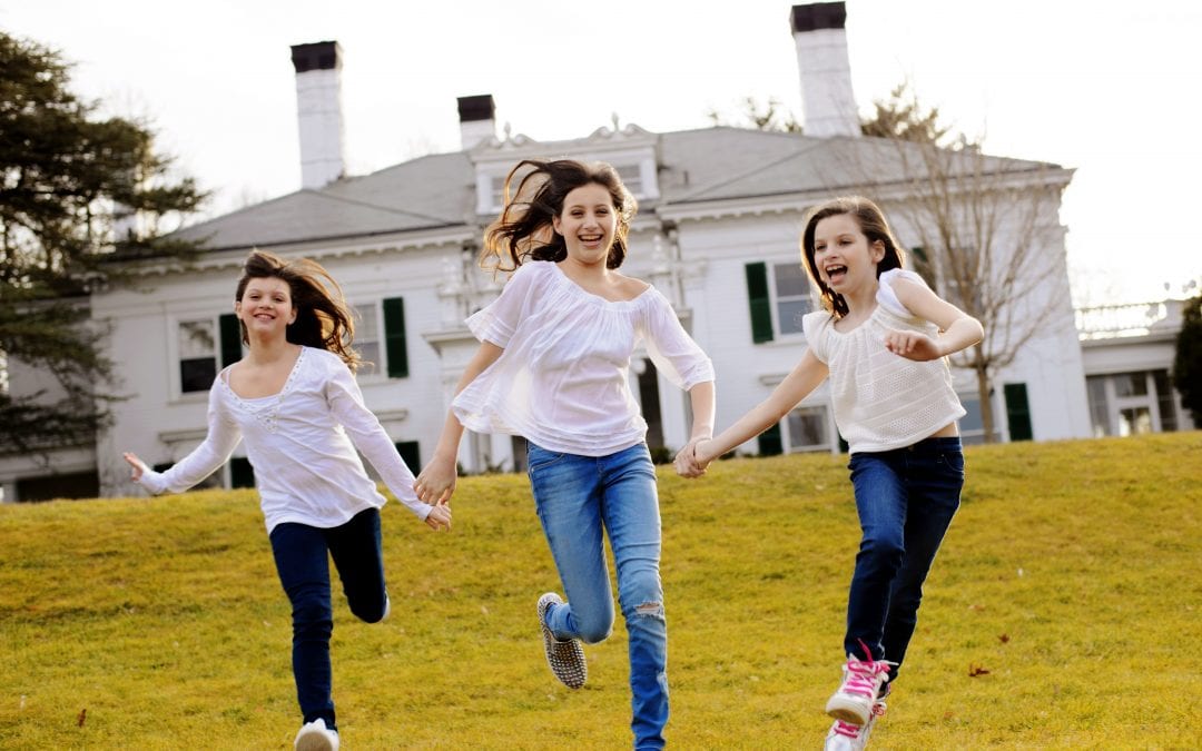 Studies Say Having A Sisters Makes You A Better Person