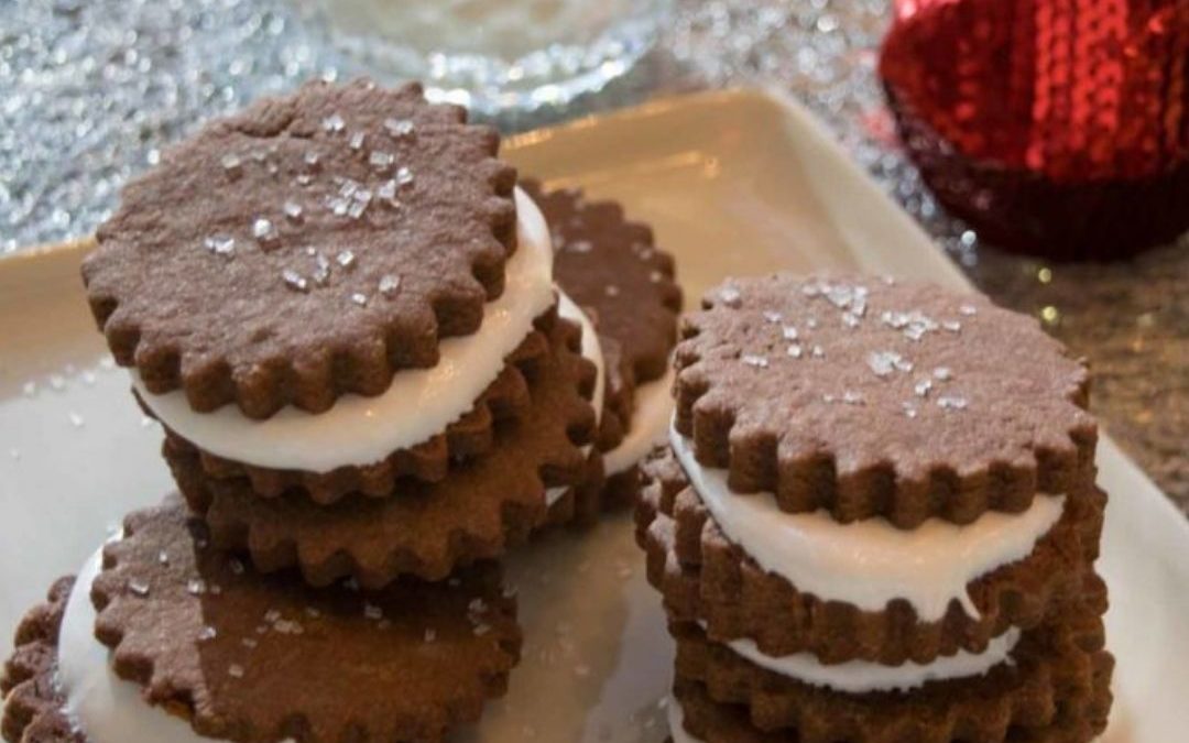 The Night Before Christmas Ice Cream Cookie Sandwich!