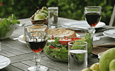 How to Host a Virtual Dinner Party!
