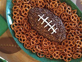 Easy Peanut Butter Football Dip!